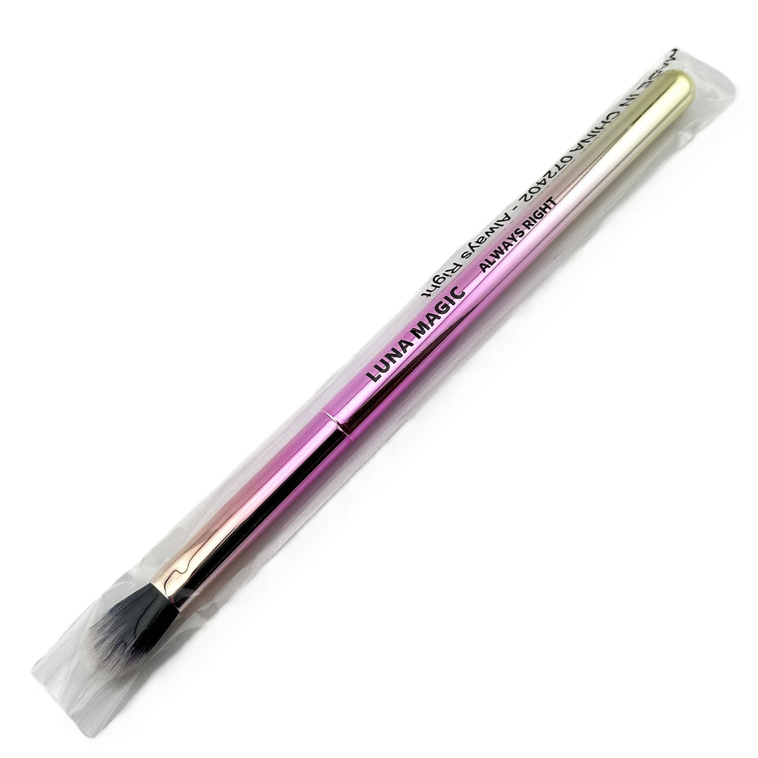 LUNA MAGIC ALWAYS RIGHT 072402 Brush - Blush & Highlight Tool