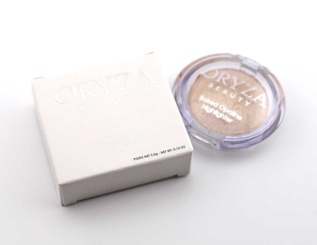 ORYZA BEAUTY - Sunkissed - Baked Opaline Highlighter 3.5 g / 0.13 oz