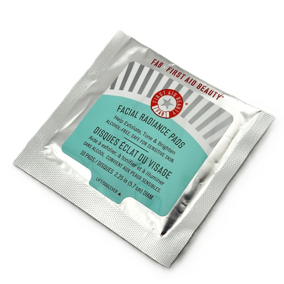 AB First Aid Beauty Facial Radiance Pads – 10 Pads / 2.25 in